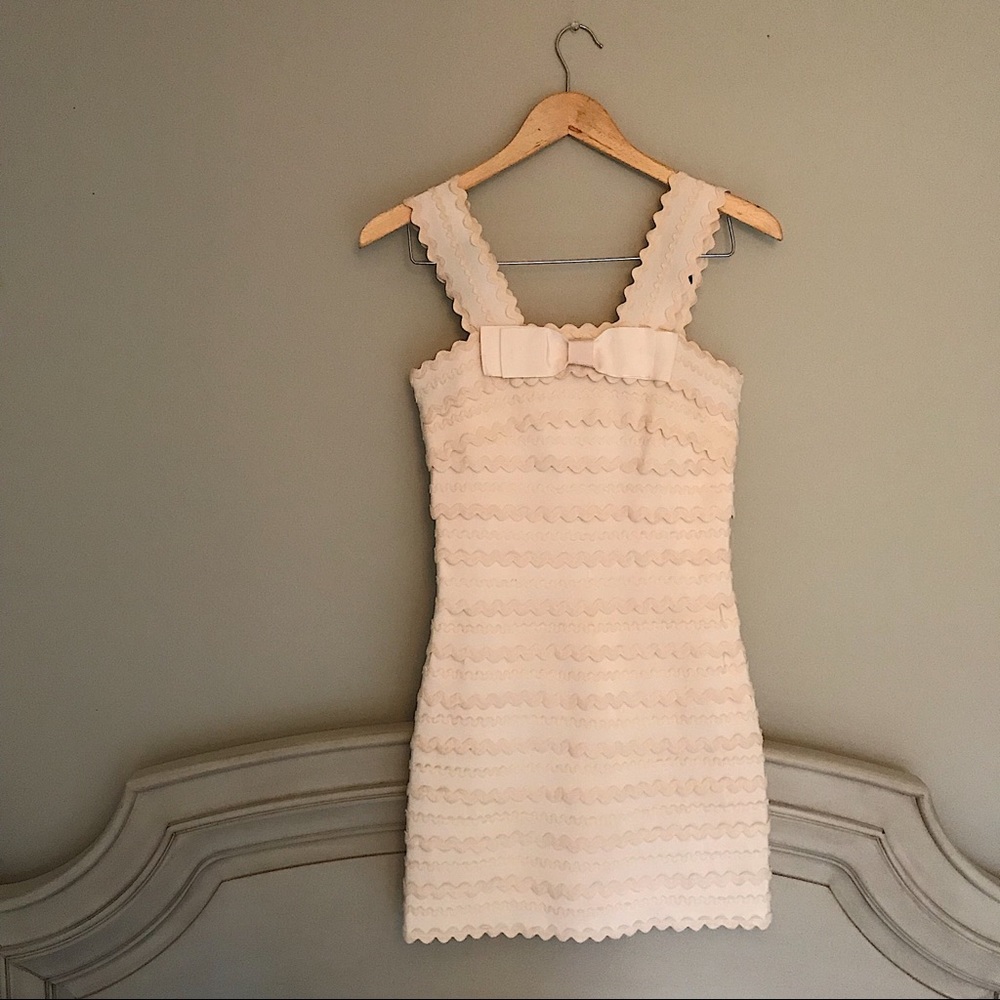 🌸Marc by Marc jacobs off white ribbon dress🌸
